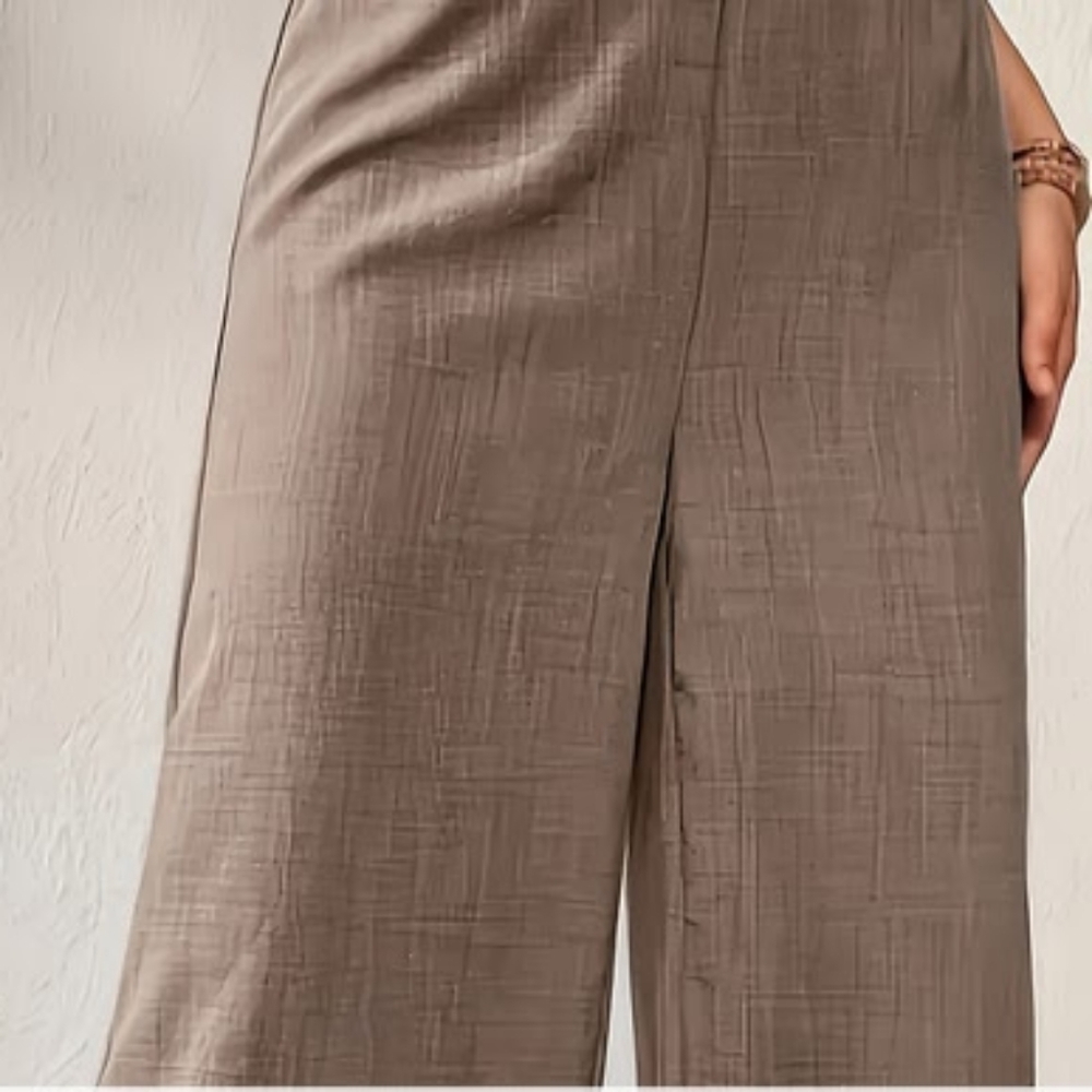 High-Rise Wide-Leg Pants in Taupe